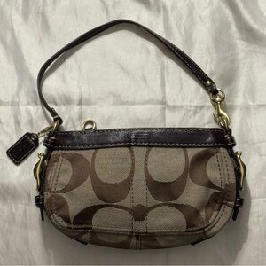 COACH Vintage Y2K Signature Brown Zoe
Mini Purse Shoulder Bag